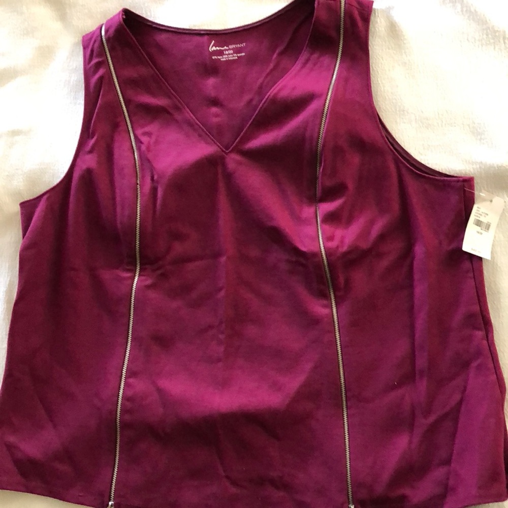 Lane Bryant double zippered v neck sleeveless top